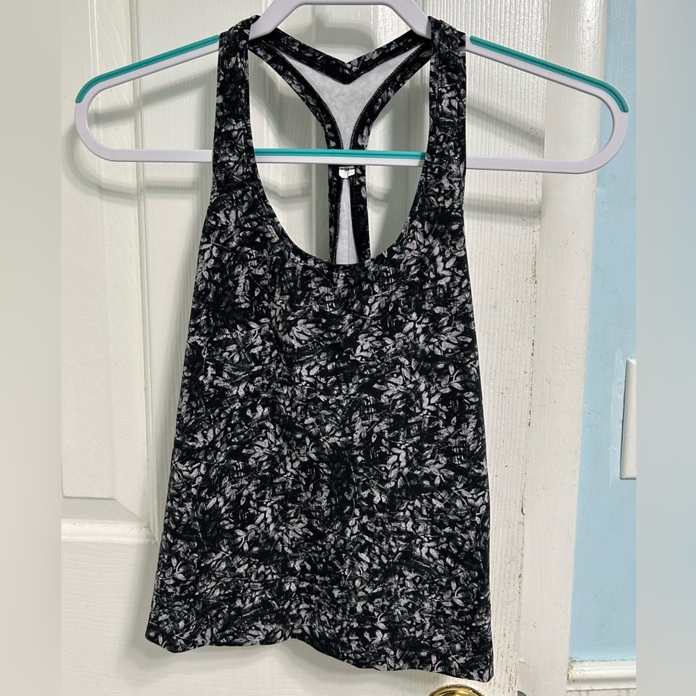 Lululemon Cool Racerback Nulu